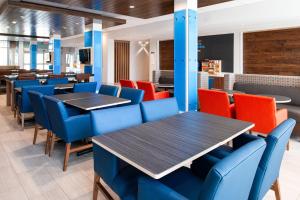 พื้นที่นั่งเล่นของ Holiday Inn Express & Suites - Elko, an IHG Hotel