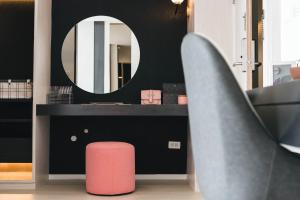 Posezení v ubytování Qlosest Hotel