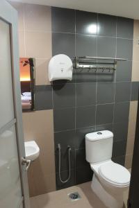 Koupelna v ubytování Bayu View Hotel Melaka