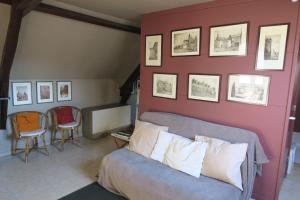 Posezení v ubytování B&B / Studio De Druivelaar in hartje Kluisbergen (Berchem)
