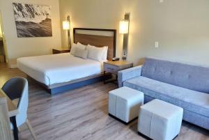 Cama o camas de una habitación en Wyndham Garden San Diego