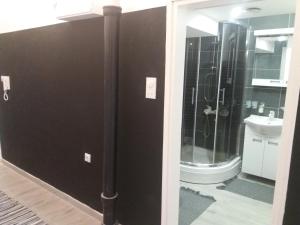Baðherbergi á Bianco nero appartamento