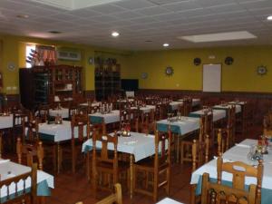 Restaurace v ubytování Hostal las Tres Jotas
