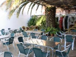Restaurace v ubytování Hostal las Tres Jotas