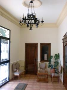 Posezení v ubytování Hostal las Tres Jotas