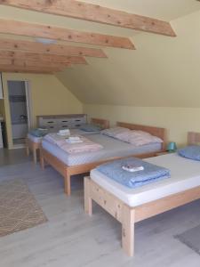 Postel nebo postele na pokoji v ubytování Mirella rooms + 37 fotografií