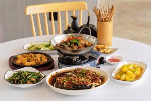 the country house内部或周边提供的食物