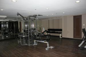 Het fitnesscentrum en/of fitnessfaciliteiten van Mosaic Tower by Funsho