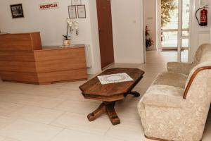 Χώρος καθιστικού στο Motel Łasuch