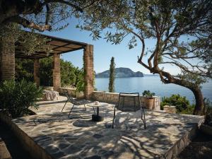 Gallery image of Lithalona Villas & Houses in Marathias