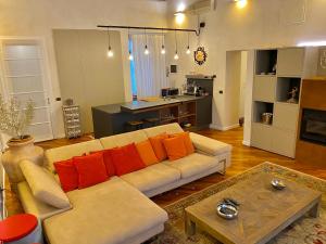 Kuchyň nebo kuchyňský kout v ubytování Kindness art apartment in historic center