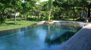 Villa Coco内部或周边的泳池