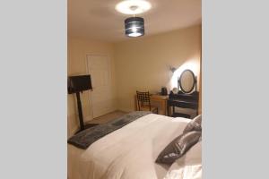 Imagen de la galería de private-ensuite-room Limerick city stay, en Limerick