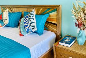 Giường trong phòng chung tại Master's Gold Coast Apartments