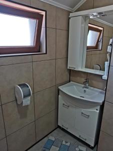 Kupatilo u objektu JOKSIM Rooms&Restaurant