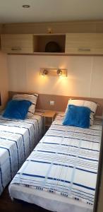 Katil atau katil-katil dalam bilik di omaha beach home