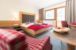 Postel nebo postele na pokoji v ubytování Hotel Eden