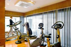 Posilňovňa alebo fitness centrum v ubytovaní Evenia Rossello