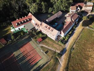 Afbeelding uit fotogalerij van Hotel Hammermühle in Stadtroda +91 foto's