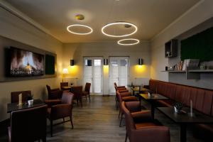 Area lounge atau bar di Konsumhotel Dorotheenhof Weimar