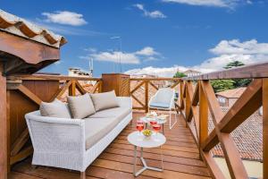 A balcony or terrace at Ca' Dell'Opera Terrace - Dimora Italia -