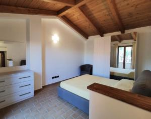 En eller flere senger på et rom på La Casina di Ely