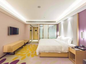 Gallery image of Lavande Hotel Wuxi Taihu Avenue in Wuxi