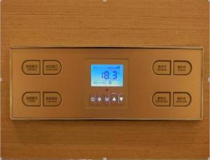 an electronic clock on top of a wooden table at Lavande Hotel Yinchuan Wanda International Convention and Exhibition Center in Yinchuan