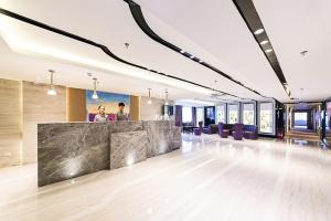 Foto dalla galleria di Lavande Hotels Weihai Weigao Square Branch a Weihai