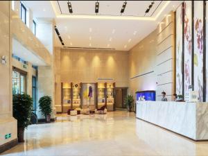 The lobby or reception area at Lavande Hotel Cangzhou Kaiyuan Avenue Rongsheng Plaza