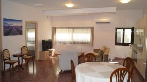 Posedenie v ubytovaní Luxury Apartment in Plaka - Acropolis (Lavender)