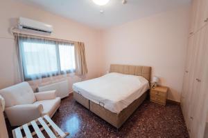 Posteľ alebo postele v izbe v ubytovaní Luxury Apartment in Plaka - Acropolis (Lavender)