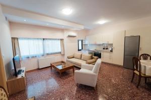 Kuchyňa alebo kuchynka v ubytovaní Luxury Apartment in Plaka - Acropolis (Lavender)