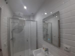 Phòng tắm tại alojamiento saturno1
