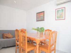 Część wypoczynkowa w obiekcie Apartamentos Irta Playa