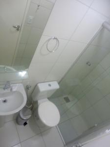 Um banheiro em Hostel Borogodó