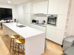 Large Townhouse 5 Beds with Two Parking Spaces - Manchester City Centre