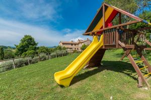 Borgo Fastelli - House in historical Borgo in Tuscany - Quercia játszósarka