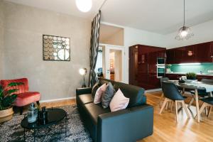 Imagen de la galería de Luxury Downtown Appartement mit Garage, en Graz