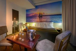 Posezení v ubytování Hotel U Šuláka + 26 fotografií