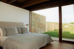 Gallery image of West Cliffs Ocean and Golf Resort in Casal da Lagoa Seca