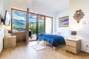 Výhľad na hory alebo výhľad na hory priamo z apartmánu
