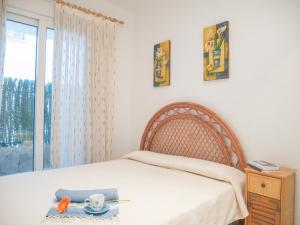 Posteľ alebo postele v izbe v ubytovaní Apartamentos Marineu Cala Gonzalez + 7 fotografií