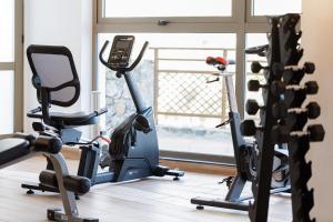 Posilňovňa alebo fitness centrum v ubytovaní Filion Suites Resort & Spa