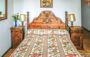 A bed or beds in a room at CASA RURAL LA FLORIDA, MORÓN de la FRONTERA