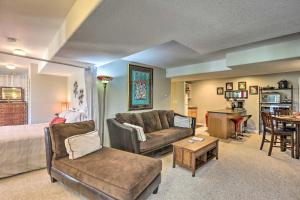 Apt on Golf Course - 10 Mins to DT Littleton!