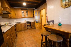 Kuchnia lub aneks kuchenny w obiekcie Casa el Olivar de Don Pedro