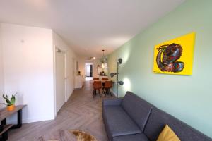 Posezení v ubytování Beautiful 60m2 One-Bedroom Apartment with Terrace - WA7A