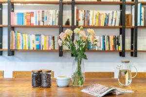 Biblioteket på det private overnattingsstedet