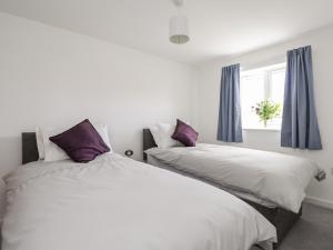 Llit o llits en una habitació de 60 Galley Hill View